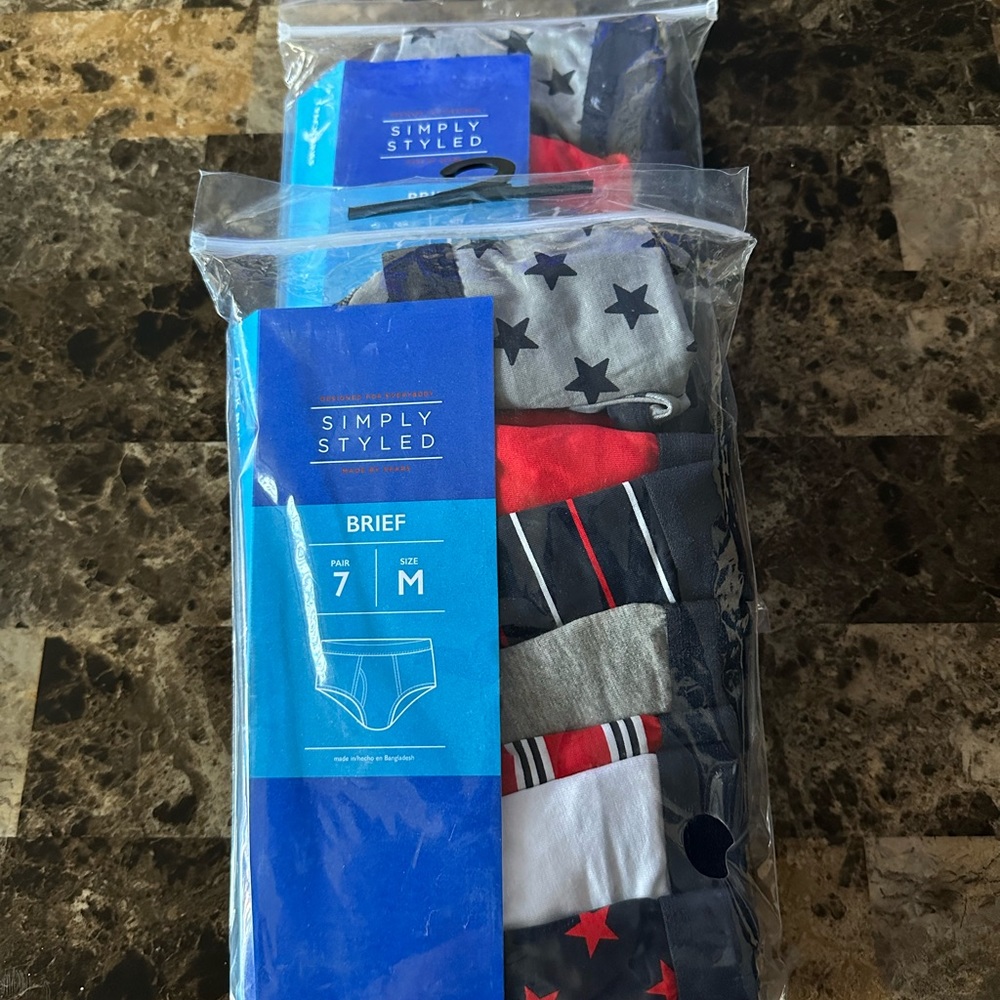 New Simply Styled Boys Briefs 2 pack. Size: 7